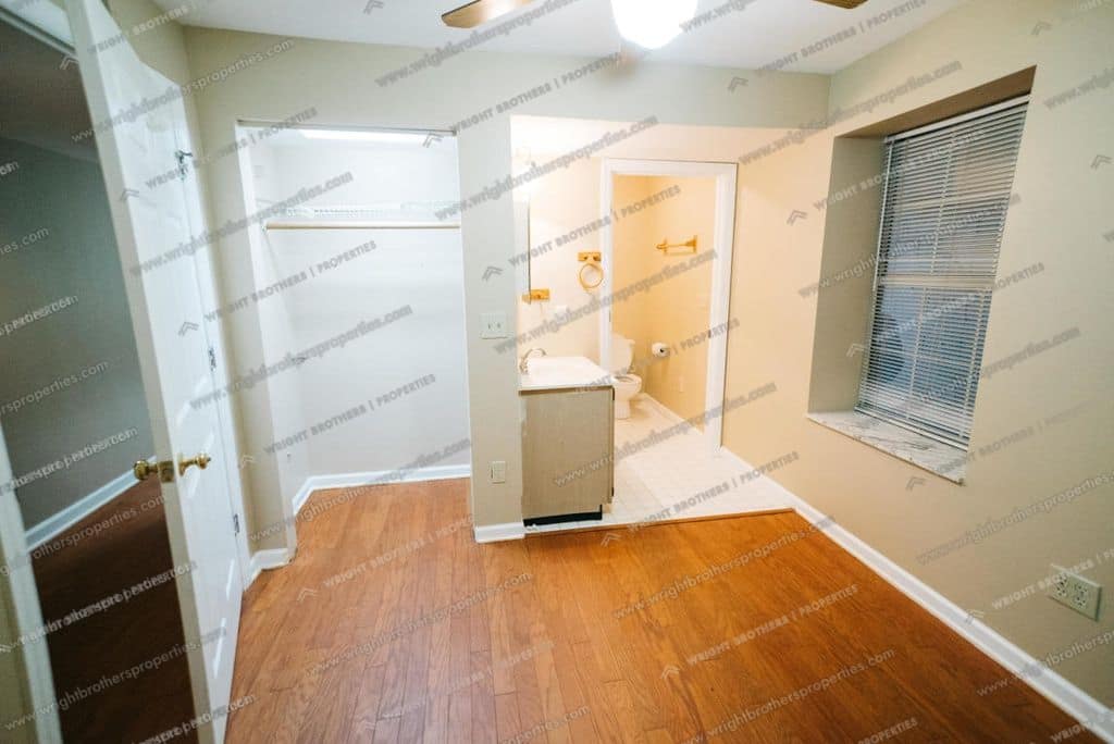 1501 Clinch #1, apartment photo 4