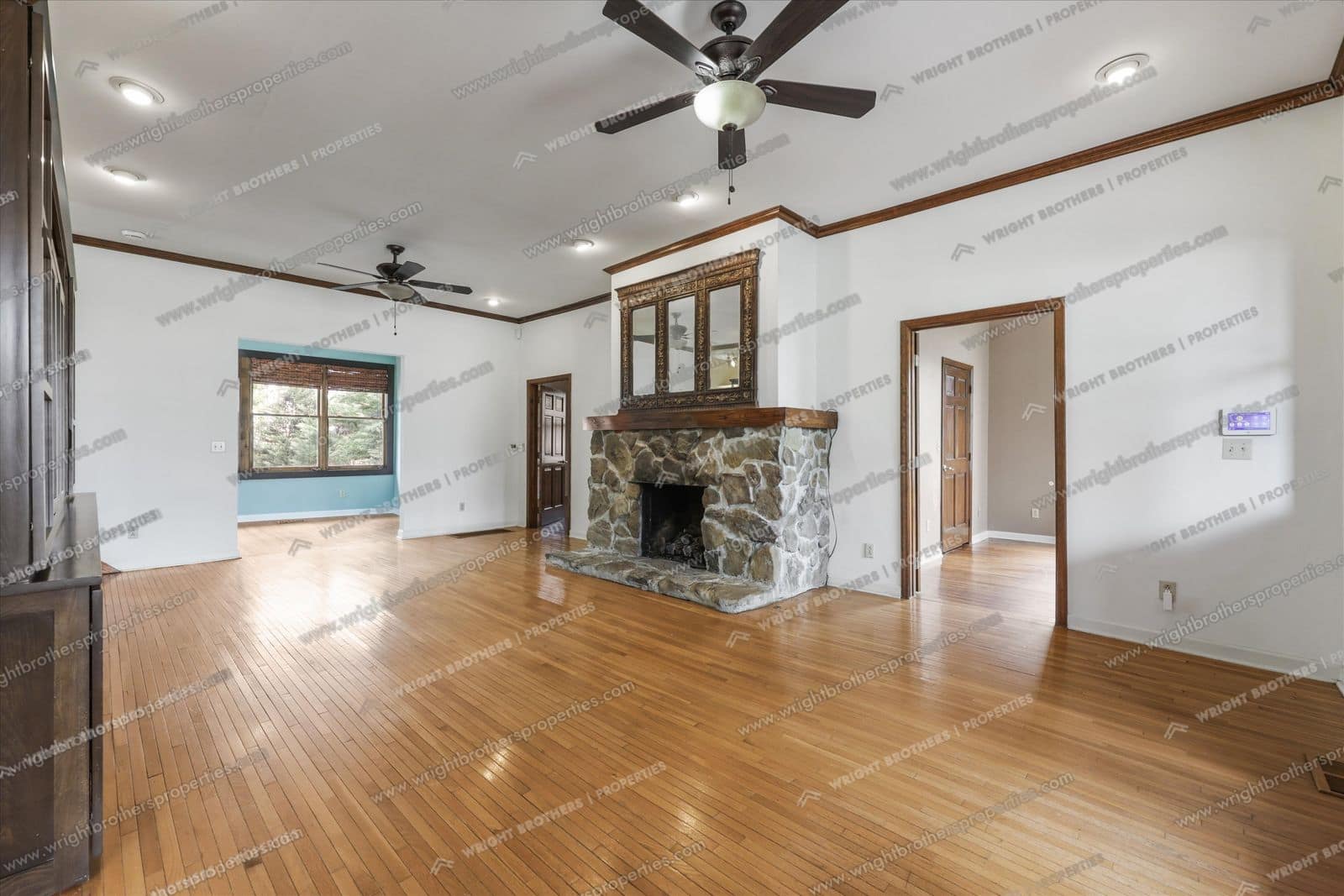 1310 Luttrell Street, home photo 29