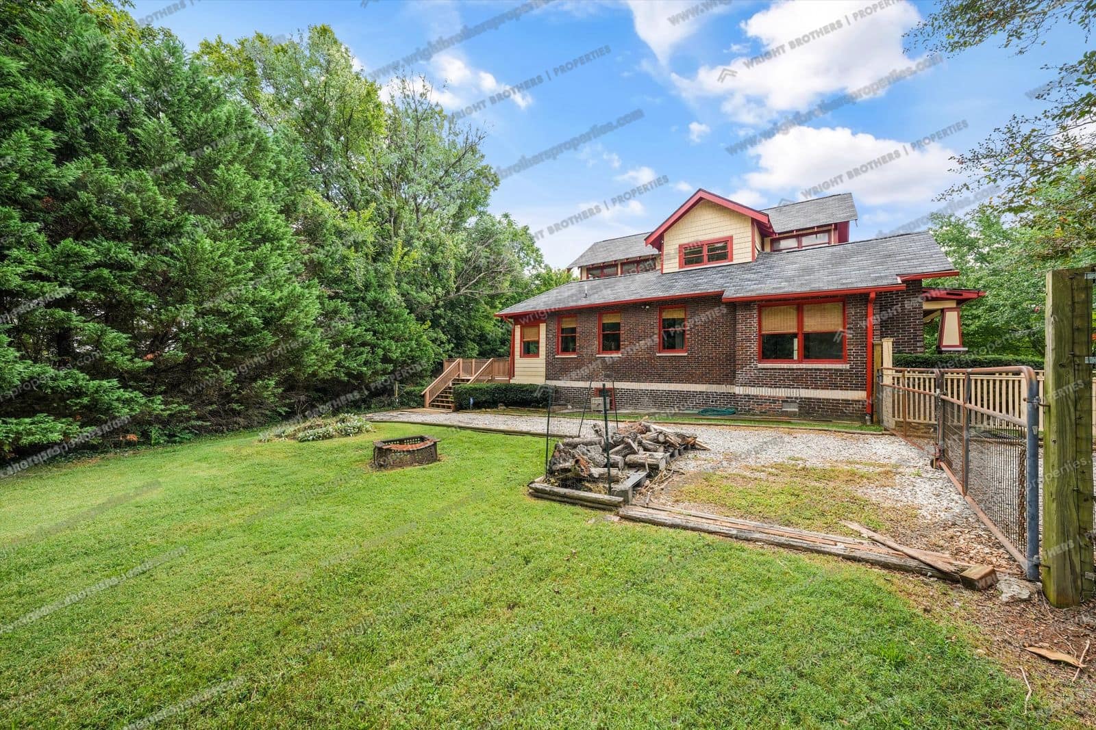1310 Luttrell Street, home photo 8